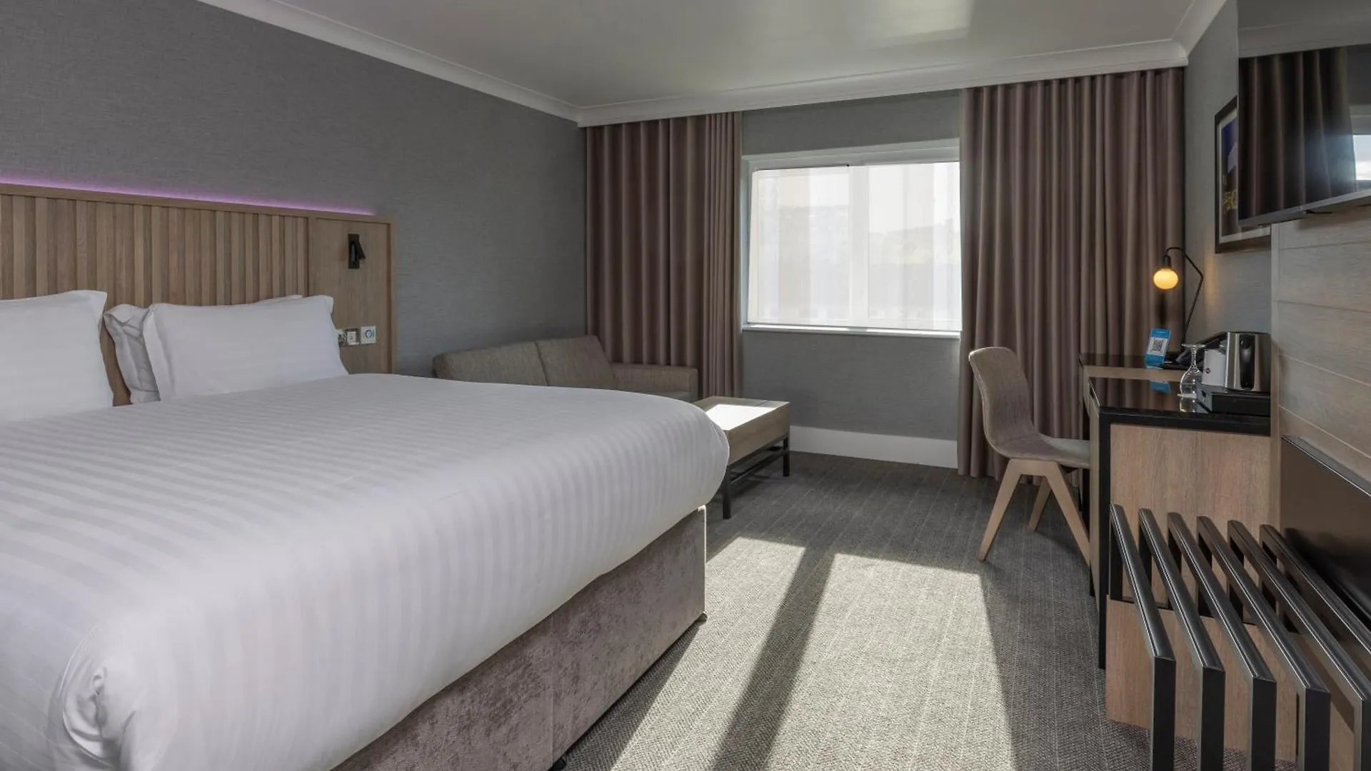 Best Western Plus The Quays Hotel 셰필드 4*,  영국